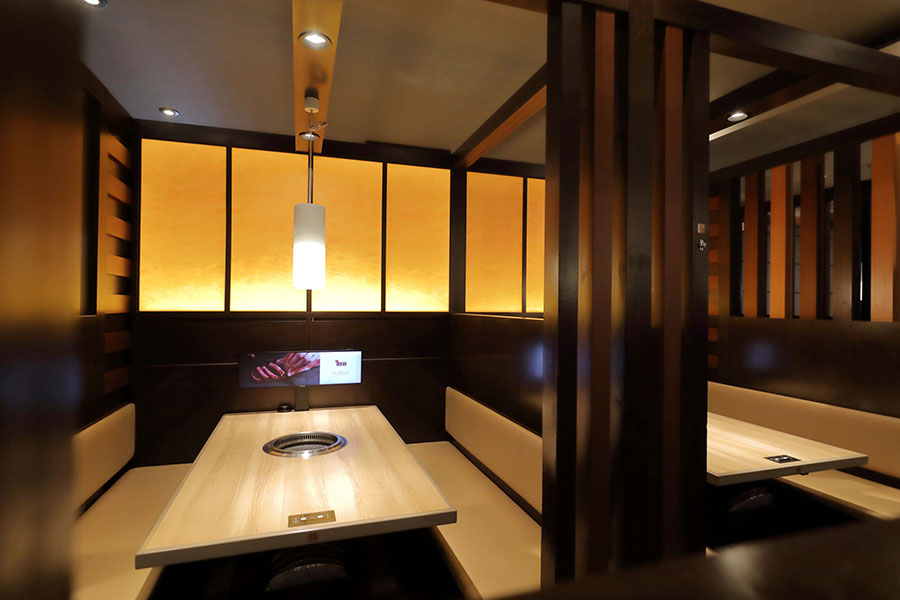 「焼肉ダイニング ワンカルビ南津守店」店内