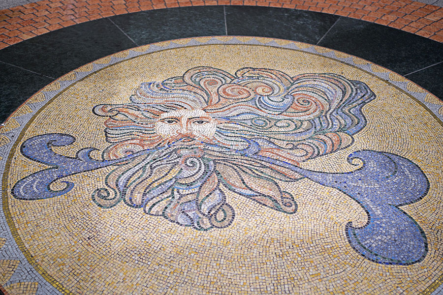 イタリアの職人が作ったモザイクアート