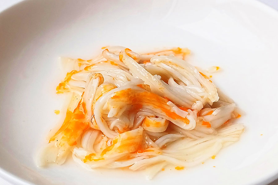 水分補給もできるウェットタイプ(画像提供:カネテツデリカフーズ)