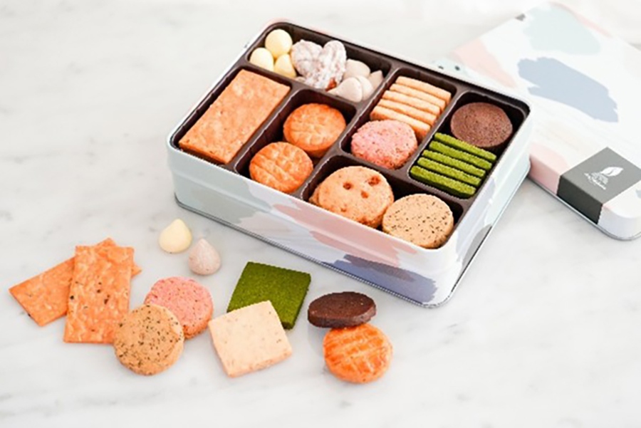 「シェ・シバタ」のクッキーの詰め合わせ(8種2592円、11種4428円)