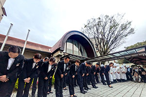 「56年間豊中の豊かな自然とともに…」千里阪急ホテル閉館…最後の瞬間、約200人が見守る