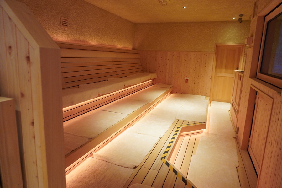 広々とした「熱波発汗サウナ」(SPA&SAUNA 水春 服部緑地)