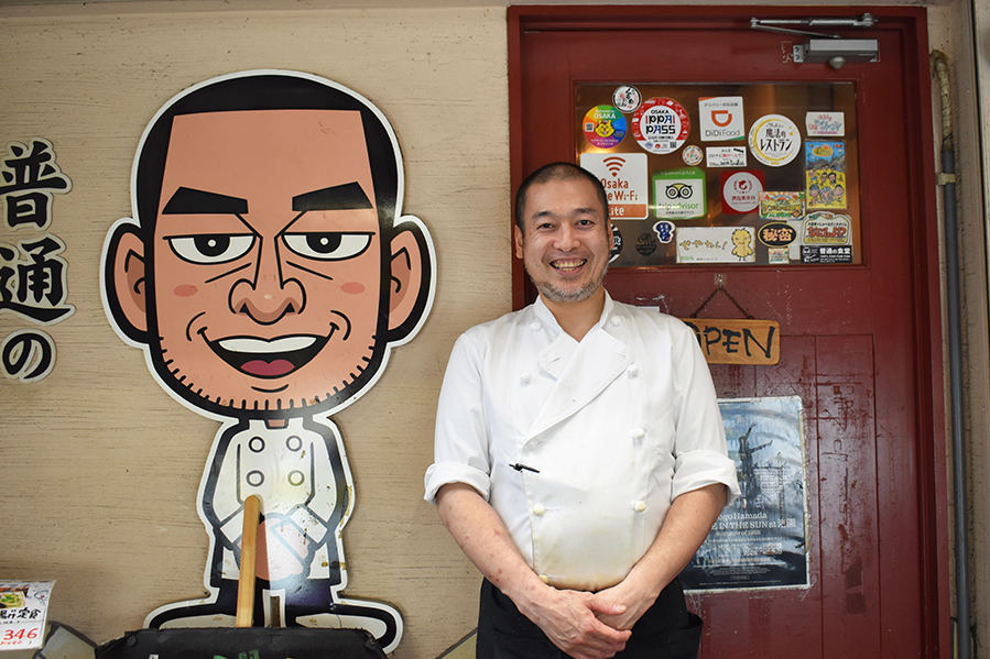 「普通の食堂いわま」の店主・岩間大二さん(Lmaga.jp撮影)