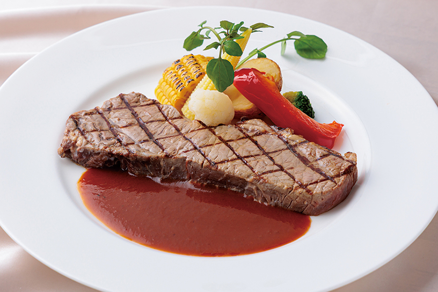「初夏のランチコース」のサーロインステーキ マデラソース(90分食べ放題)