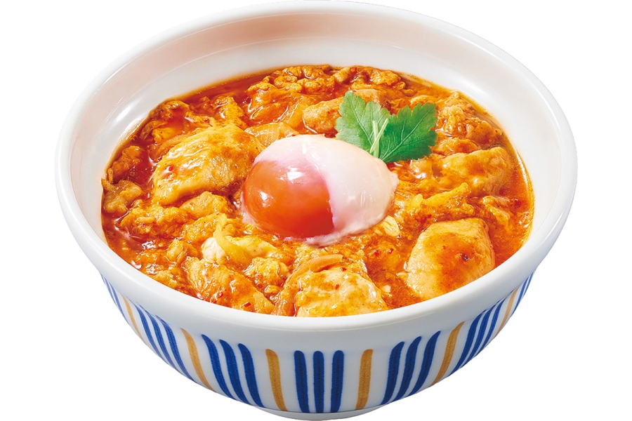 「なか卯」の温たま赤の親子丼(並盛り730円)