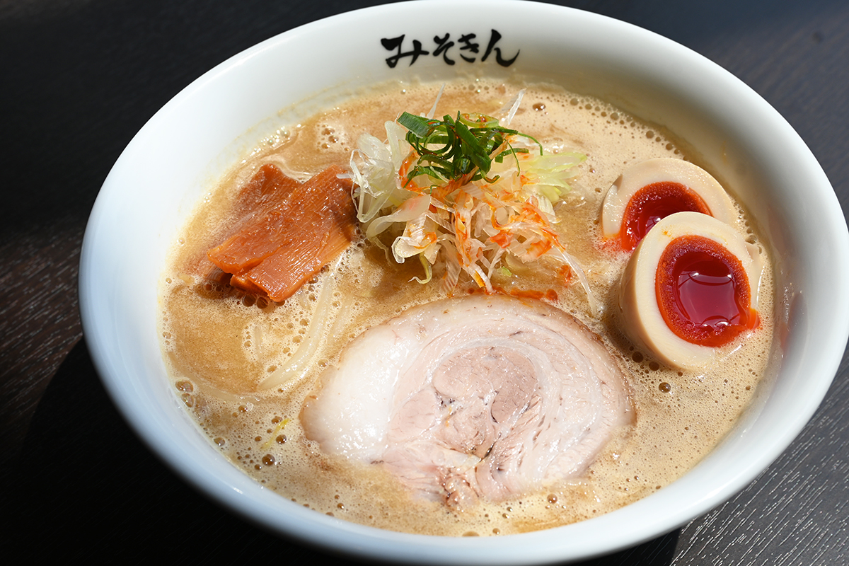 みそきんどんぶり　ヒカキン　ラーメン 関西初】チケット即完…YouTuberヒカキンのラーメン店「みそきん」が