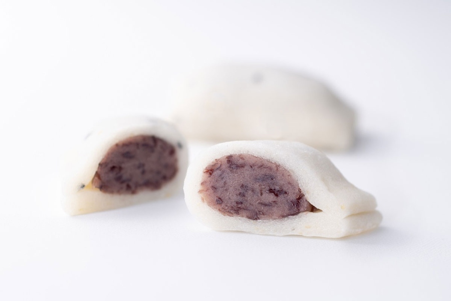akahukuisuzusawamochi20260715_3 | Lmaga.jp 五十鈴茶屋「土用さわ餅(4個入)」(1000円)