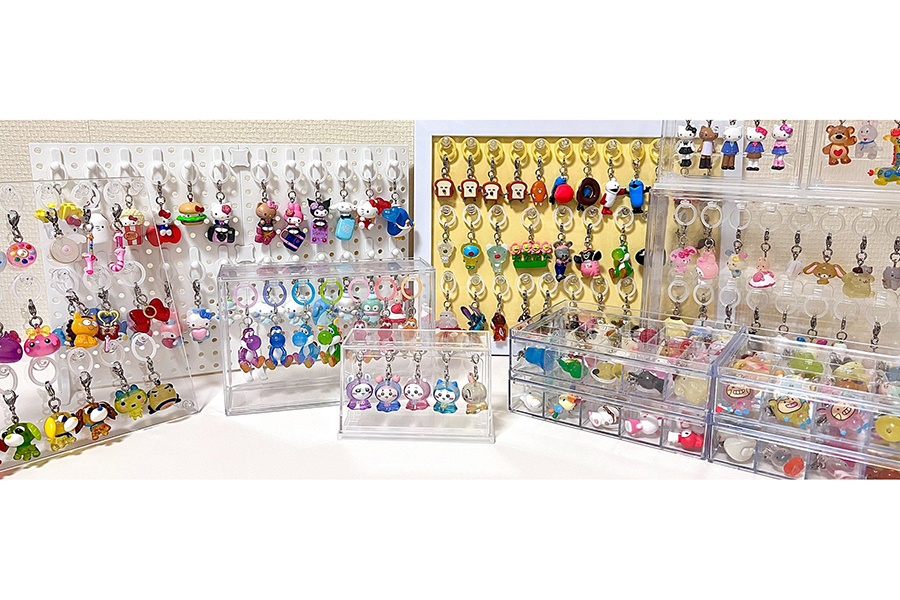ぱんくまさんのコレクションの一部。自宅にはグッズの収納部屋も設けているそう(ぱんくまさんXより)