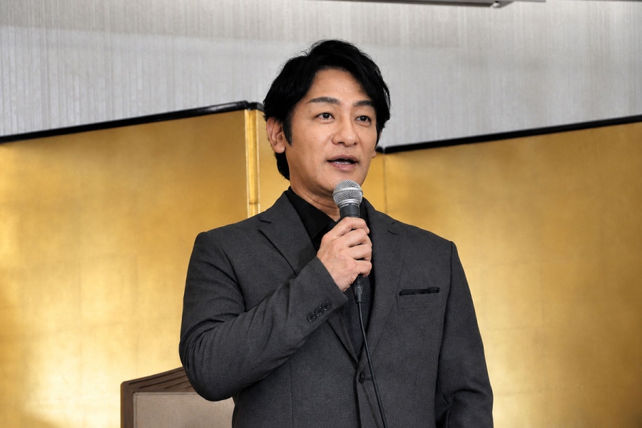 lupankabuki_0727_1 | Lmaga.jp 『流白浪燦星 碧翠の麗城』の会見に登場した流白浪燦星を演じる片岡愛之助(7月27日・大阪市内)