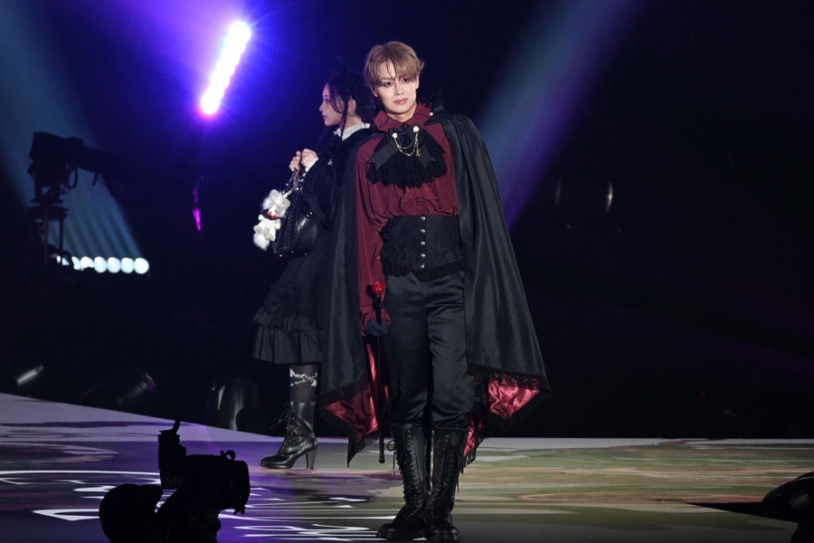 kancole26aw_tagright5 | Lmaga.jp 『KANSAI COLLECTION 2026 AUTUMN&WINTER』のランウェイに登場したTAGRIGHT・前田大輔(8月13日/大阪市西区)