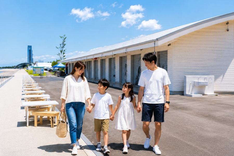sennan2026_0804_6 | Lmaga.jp 8月1日にリニューアルオープンした「泉南ロングパーク」内の「海のマルシェ」