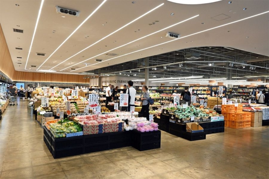 yamadastore_nishinomiya_syuzai7 | Lmaga.jp 地場生産者が直接持ち込む新鮮な野菜や果物も豊富です