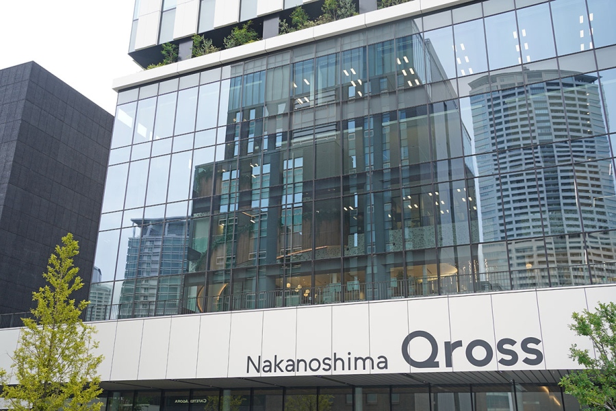 nakanoshimacrosscafe_202609_1 | Lmaga.jp 「中之島クロスカフェ」が入っている、未来医療国際拠点「中之島クロス」(大阪市北区)外観(9月7日撮影/Lmaga.jp)