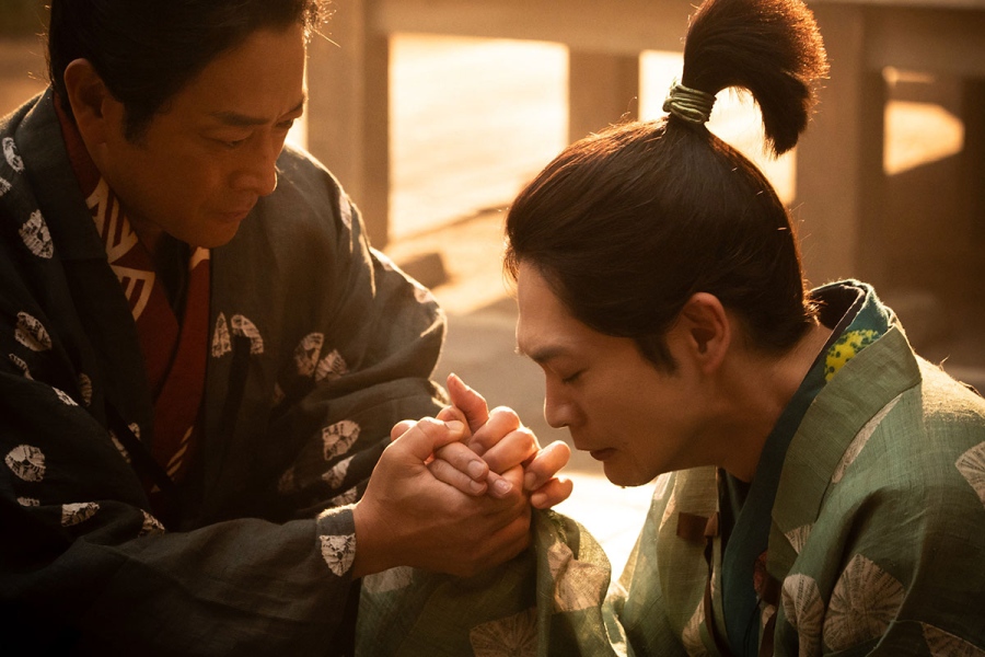 toyotomikyodai34_hurikaeri_14 | Lmaga.jp 『豊臣兄弟!』第34回より。(C)NHK