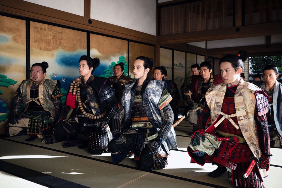 toyotomikyodai34_hurikaeri_30 | Lmaga.jp 『豊臣兄弟!』第34回より。(C)NHK