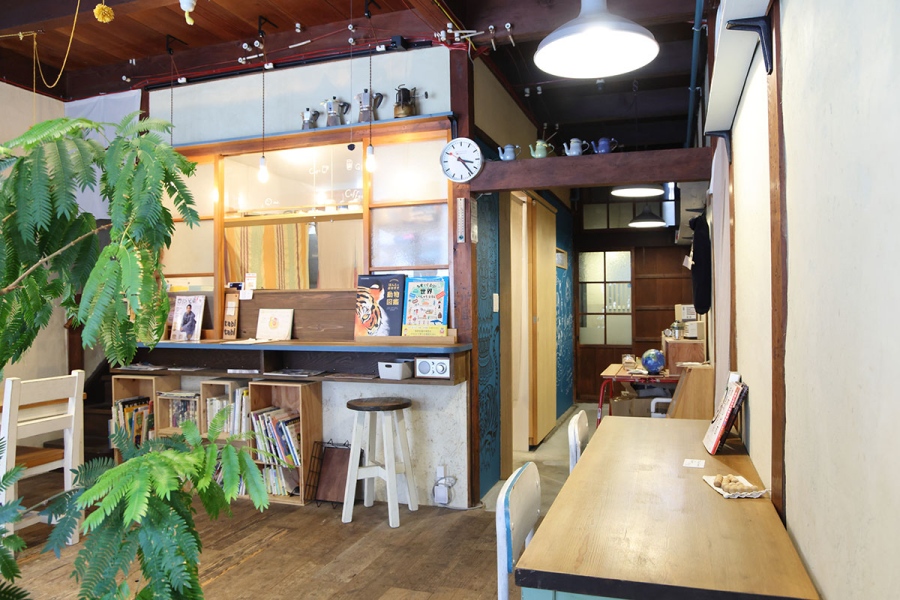 yamatokoriyama_202609_9 | Lmaga.jp 築約100年の町家をリノベーションした店内