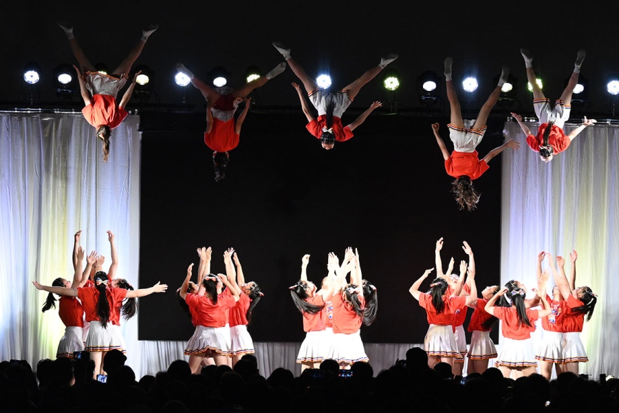banpaku_reborn1011_8 | Lmaga.jp 『EXPO Reborn!~未来・食・文化を再体験~』オープニングステージに登場したGOLDEN BEARS(10月11日・ATC)