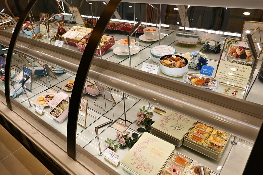 ukai2026_1023_8 | Lmaga.jp 秋限定を含むクッキー缶・詰め合わせは手土産選びで重宝しそう(Lmaga.jp撮影)