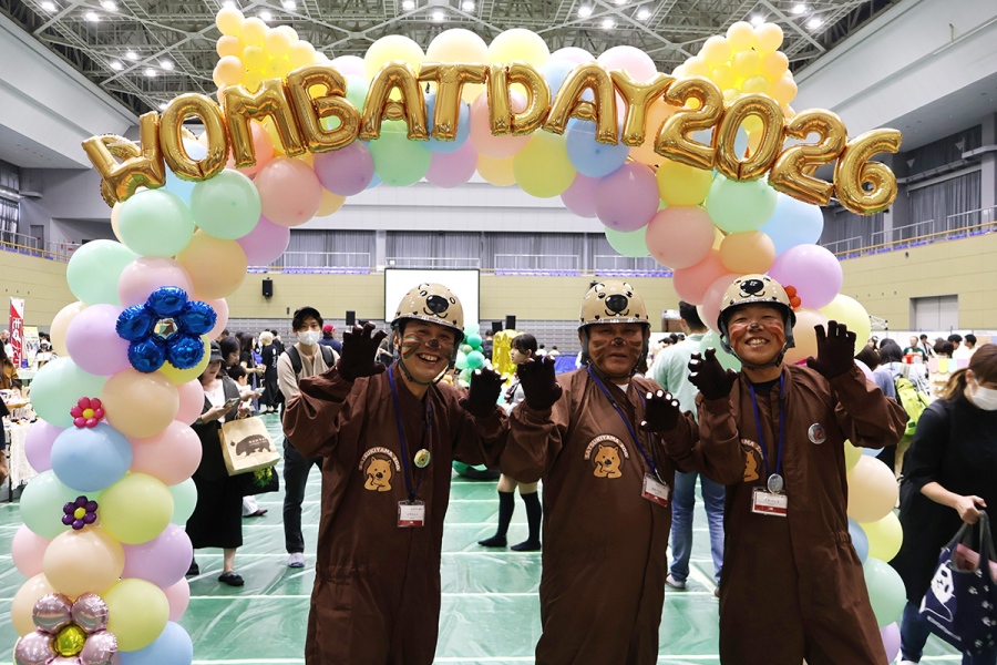 wombatday_2026_2 | Lmaga.jp ウォンバットの仮装をした人も(10月18日撮影、五月山体育館)