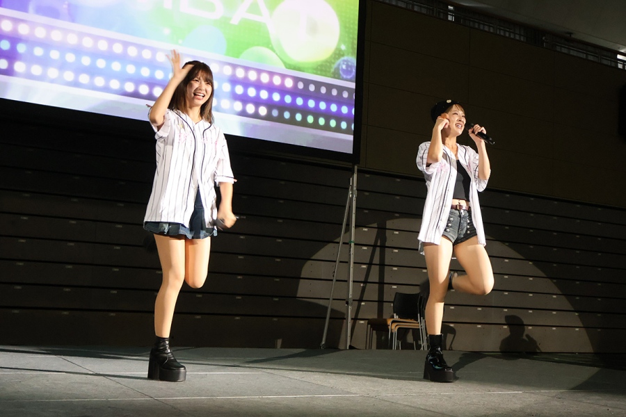 wombatday_2026_9 | Lmaga.jp この日のために再結成された五月山動物園専属のアイドルグループ「Keeper Girls」(10月18日撮影、五月山体育館)