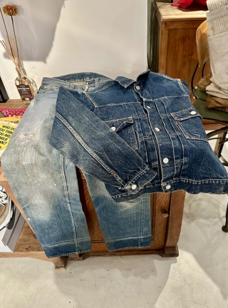 #image_title